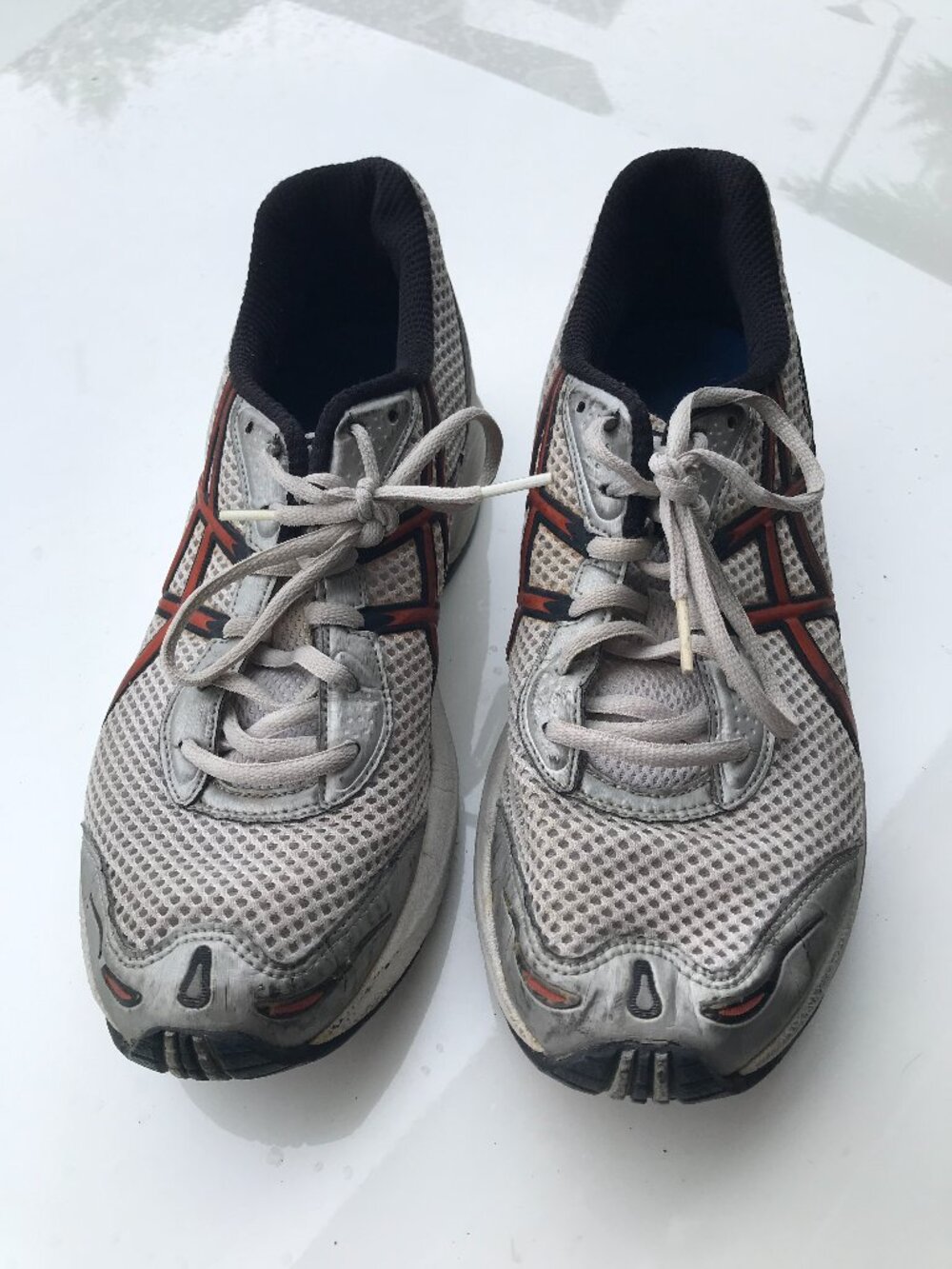 Men sneakers  Oasics. Gell-sumulus. 10 1/2.